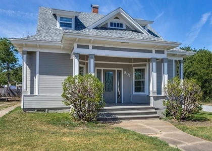 901 W Morton Street - Photo 1