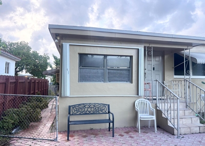 1885 Ne 177th Street - Photo 1