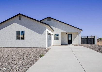 10480 W Monaco Boulevard - Photo 1