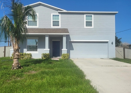 3801 Sw Hablow Street - Photo 1