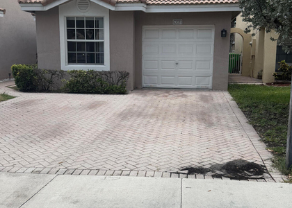 9312 Nw 54th Street - Photo 1