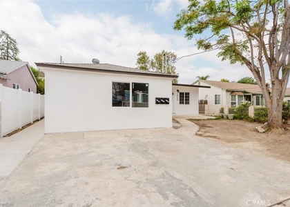 18308 Gresham Street - Photo 1