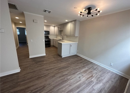 119 S Glassell Street - Photo 1