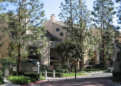 1441 Brett - Photo 1
