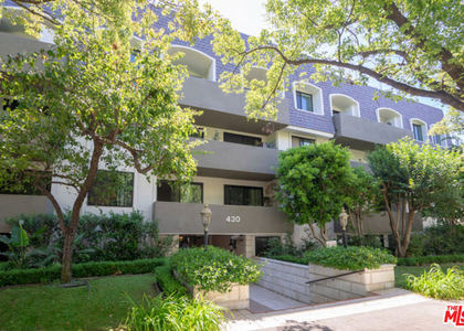430 Maple Drive - Photo 1