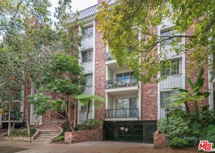 1375 Kelton Avenue - Photo 1