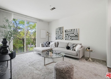 6400 Crescent Park - Photo 1
