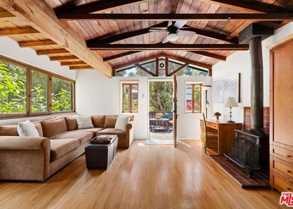 10423 Scenario Lane - Photo 1
