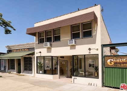 5516 1/2 N Cahuenga Boulevard - Photo 1