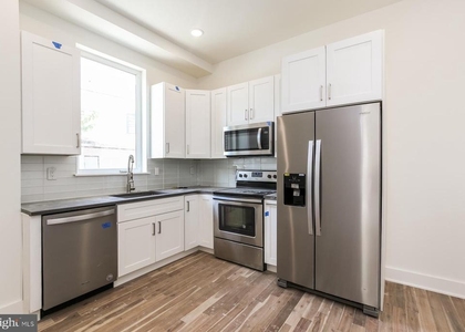 1431 Brown Street - Photo 1