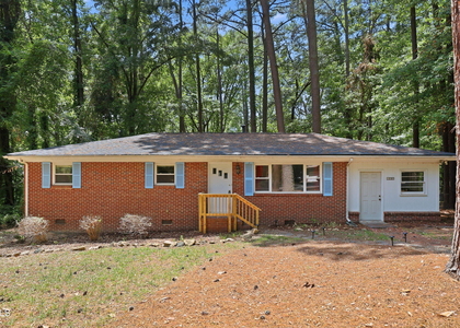 139 Windsor Circle - Photo 1
