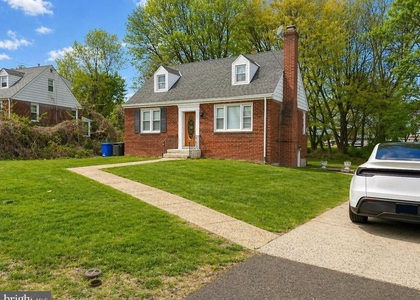 120 Overhill Avenue - Photo 1