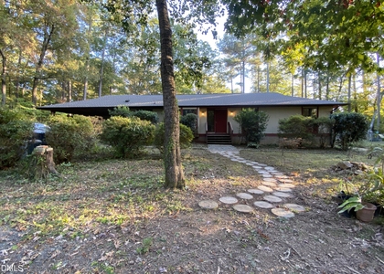 209 Hunter Hill Road - Photo 1