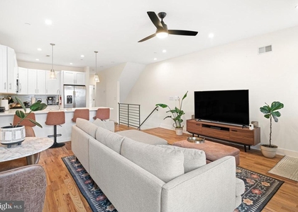 1215 N 5th Street - Photo 1