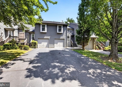 34 B Chicopee Drive - Photo 1