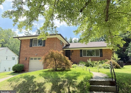 9209 E Parkhill Drive - Photo 1