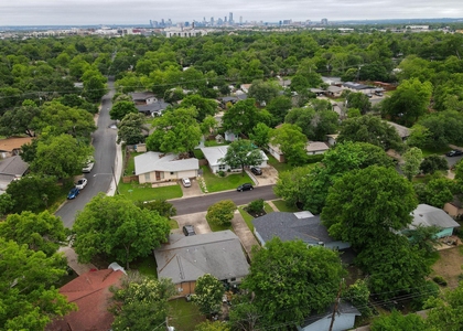 1422 Yorkshire Dr - Photo 1
