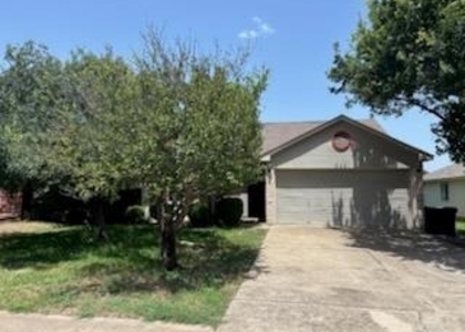 322 Meadowside Dr - Photo 1
