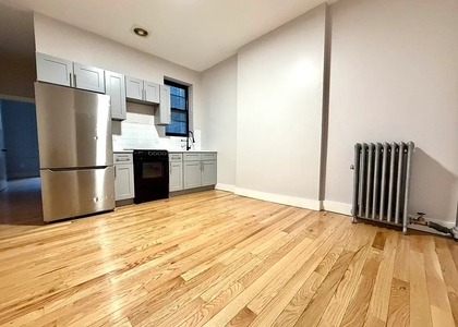 304 Stuyvesant Avenue - Photo 1