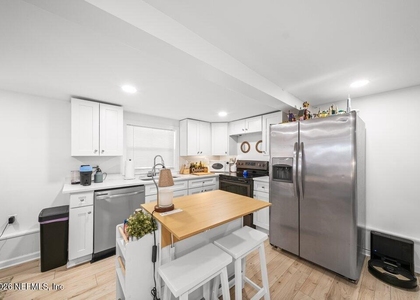 457 7th Avenue S - Photo 1