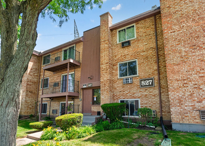 827 W College Boulevard - Photo 1