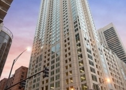 33 W Ontario Street - Photo 1