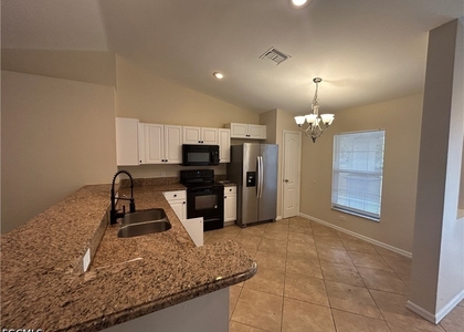 6012 Thrush Avenue - Photo 1
