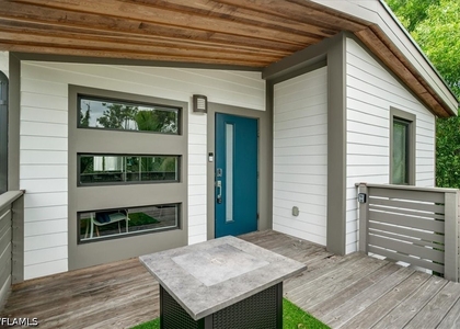 3260 Woodside Avenue - Photo 1