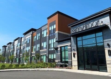 18 Park - Photo 1