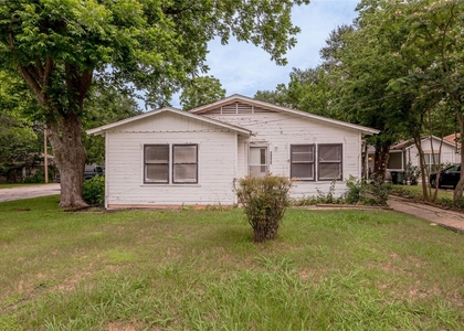 1312 16th Street - Photo 1