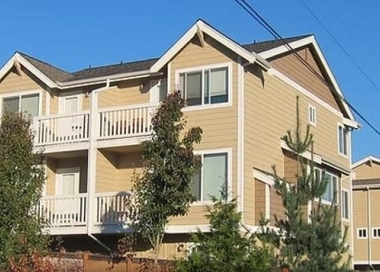 4913 Ne 67th Street - Photo 1
