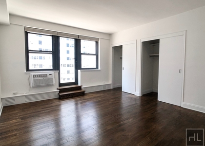 East 69 Street - Photo 1