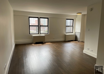 East 63 Street - Photo 1