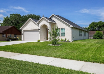 2303 Cunningham Drive - Photo 1