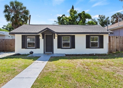 8613 N 14th Street - Photo 1