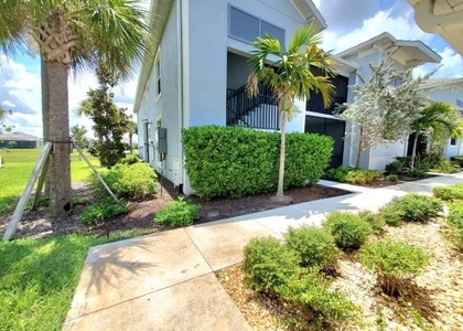 14194 Heritage Landing Bouleva - Photo 1