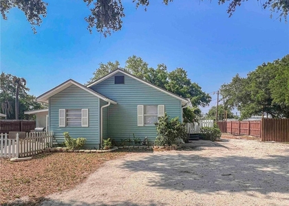 2137 Roselawn Street - Photo 1