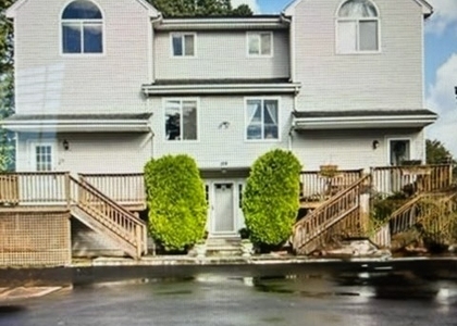 158 Seaside Avenue - Photo 1