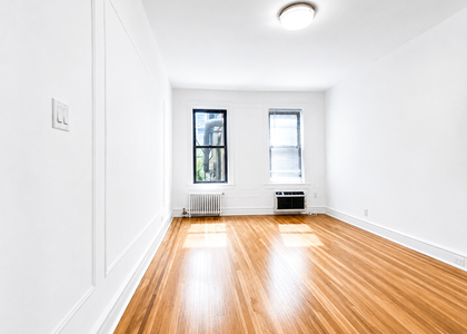 214 East 51st Street - Photo 1