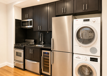 Manhattan Avenue 3 Bed - Photo 1