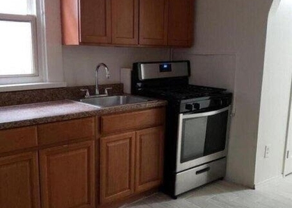 40 Shore Boulevard - Photo 1