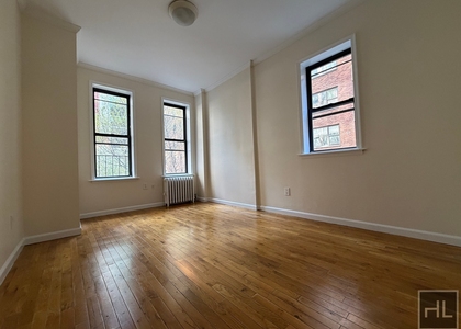 East 38 Street - Photo 1