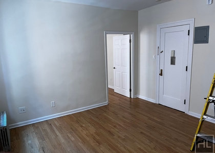 West 45 Street - Photo 1
