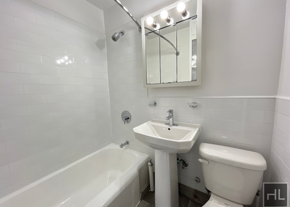 Second Avenue - Photo 1