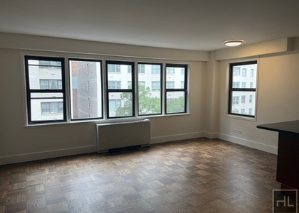 East 63 Street - Photo 1