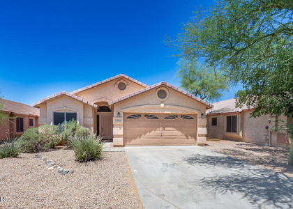 6762 W Del Mar Lane - Photo 1