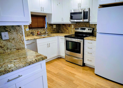 9411 N Hollybrook Lake Drive - Photo 1