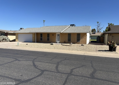 10024 W Denham Drive - Photo 1