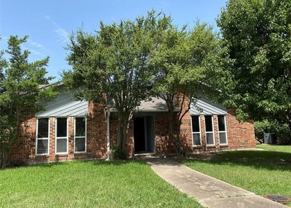 161 S Heartz Road - Photo 1