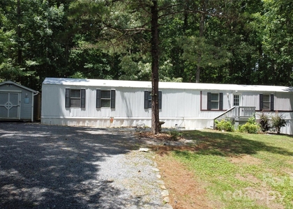 4120 Glenola Drive - Photo 1